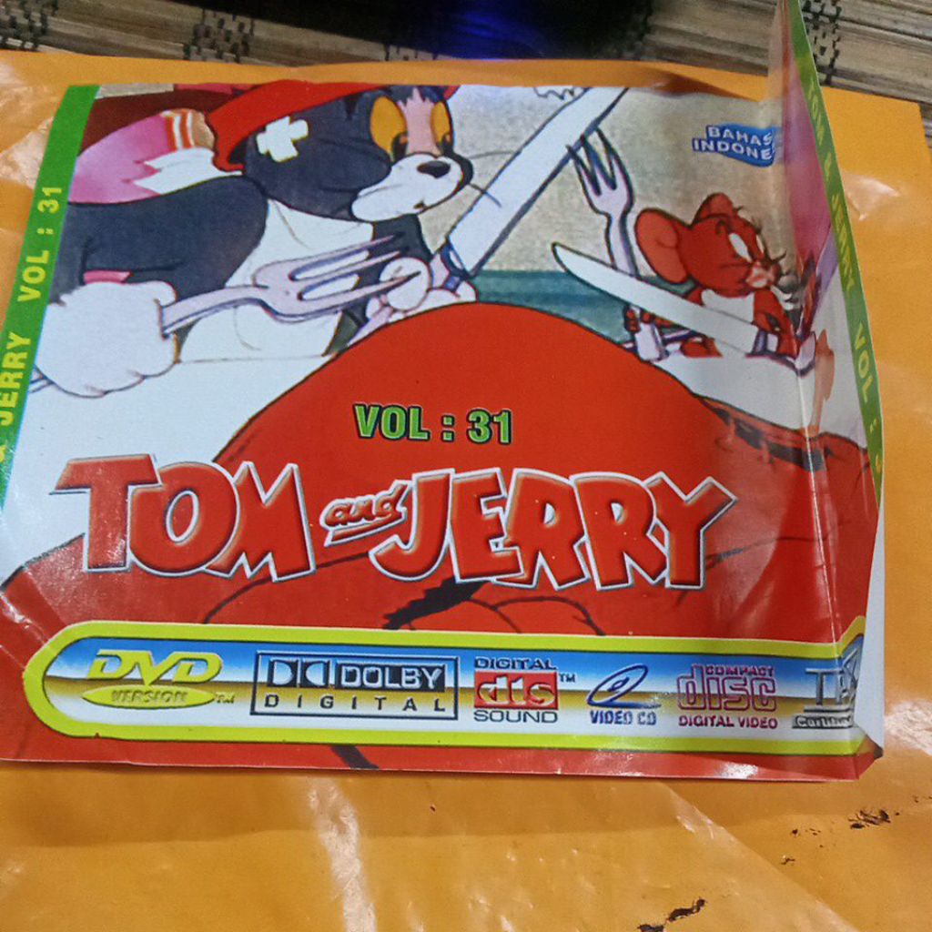 VCD TOM & JERRY C012