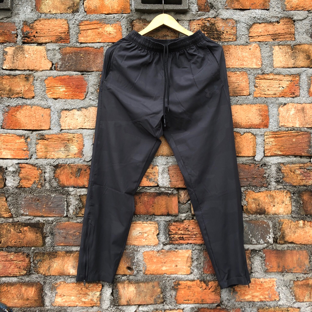 Under Armour Camo Training Pants