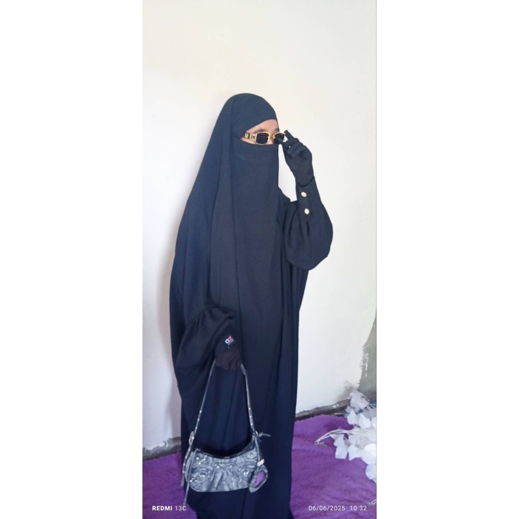 Overhead french khimar