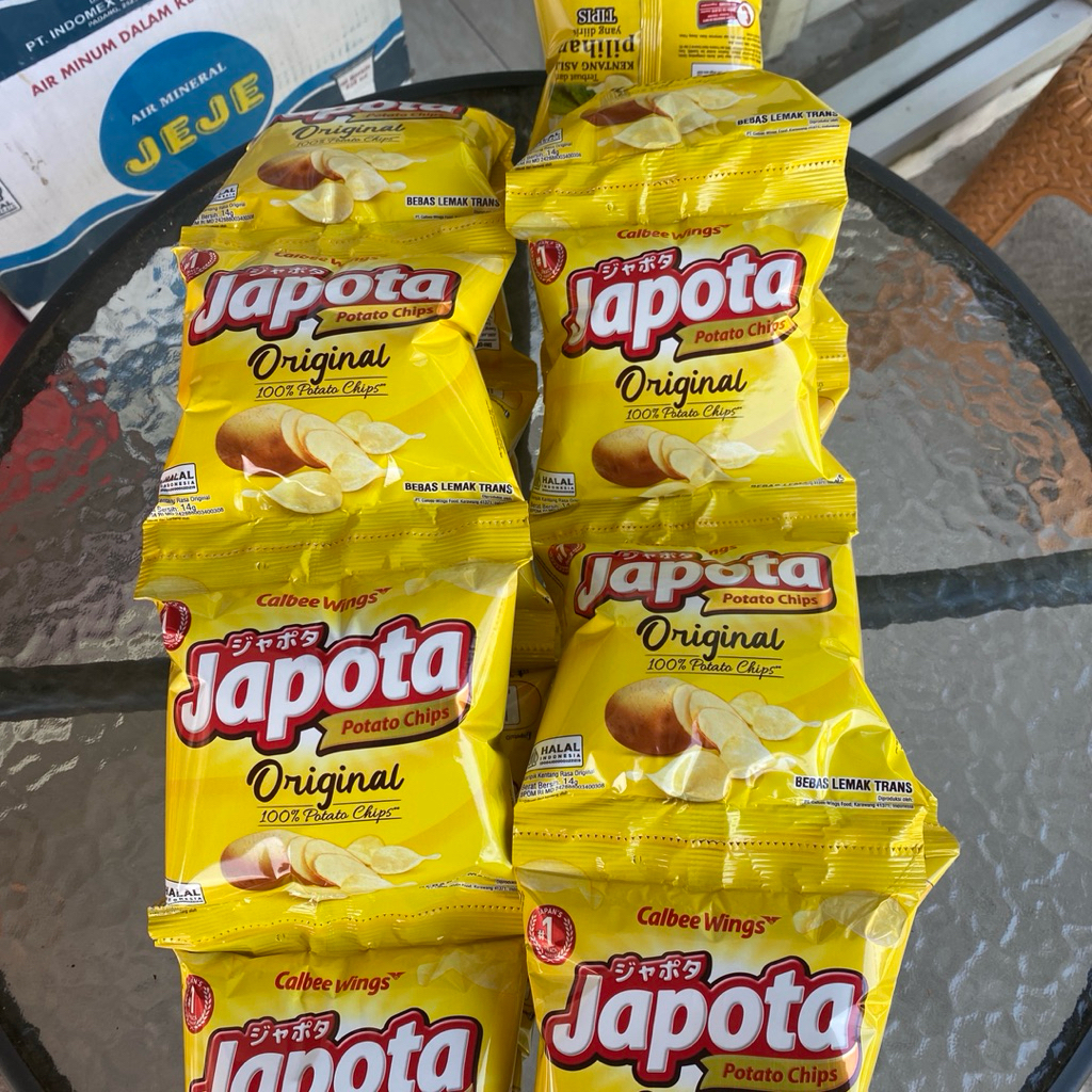 

Japota Keripik Kentang Original Kemasan 14 gram 10 Pcs Murah & Hemat