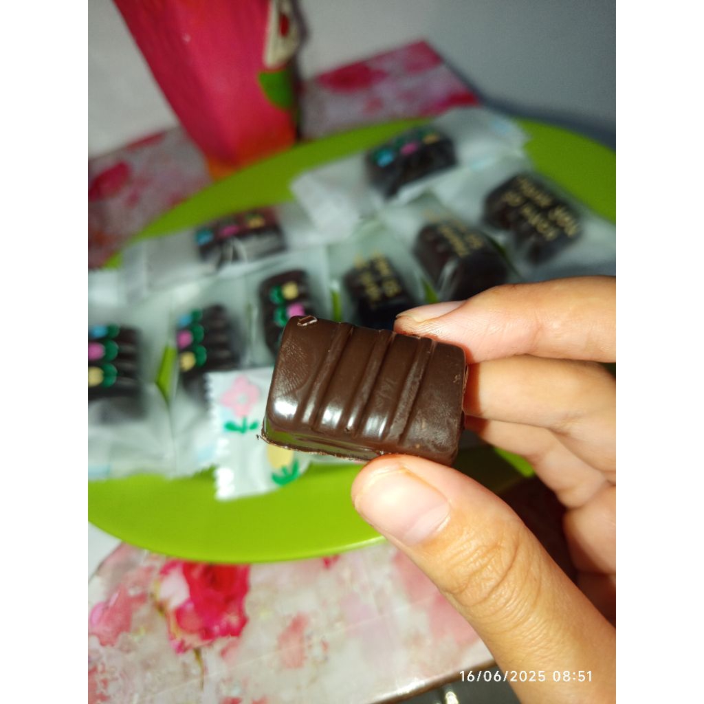 

coklat mini coklat compound