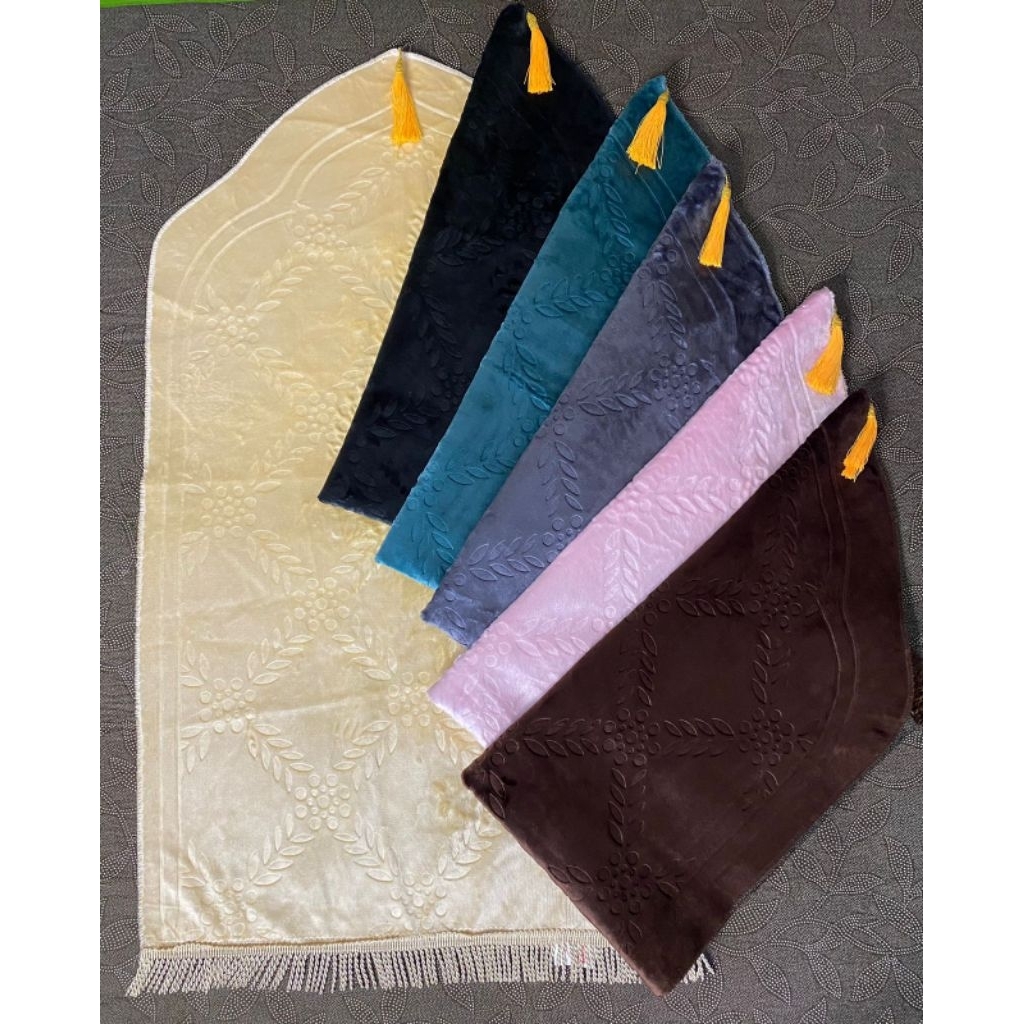 sajadah kubah polos tipis non antislip uk 70x110