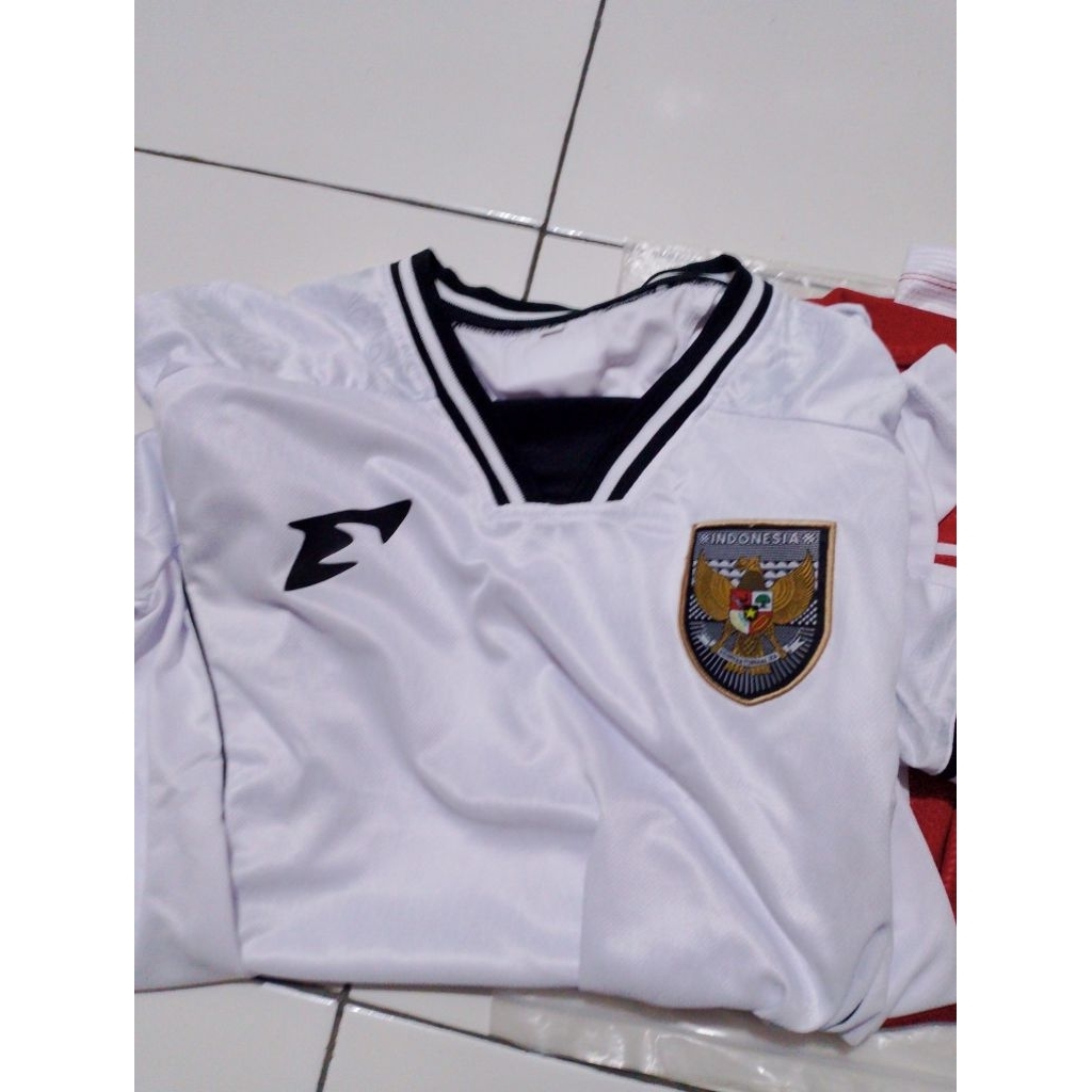 Jersey Timnas Indonesia  away 2025 / Baju bola Timnas putih