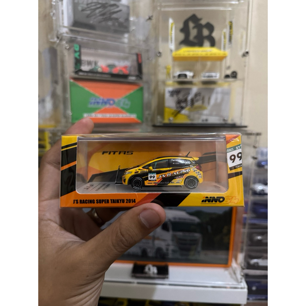 Inno64 Honda Fit 3 RS J’S Racing Super Taikyu 2014