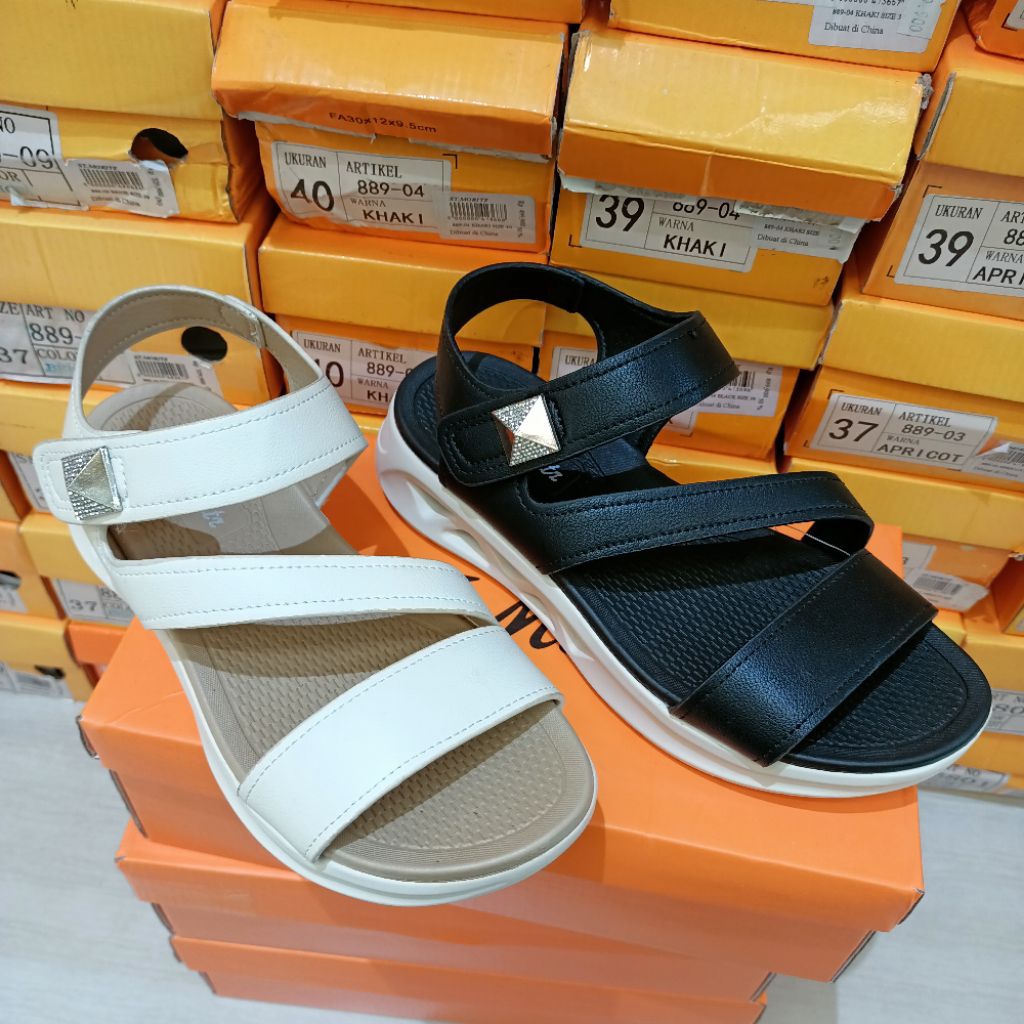 sepatu sandal wanita/sandal tali ST.MORITZ original matahari