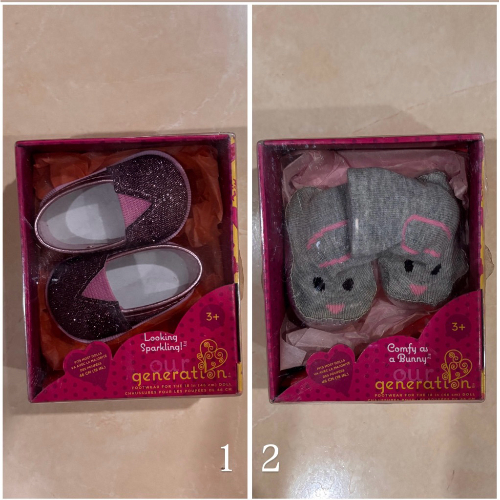Sepatu Boneka Our Generation