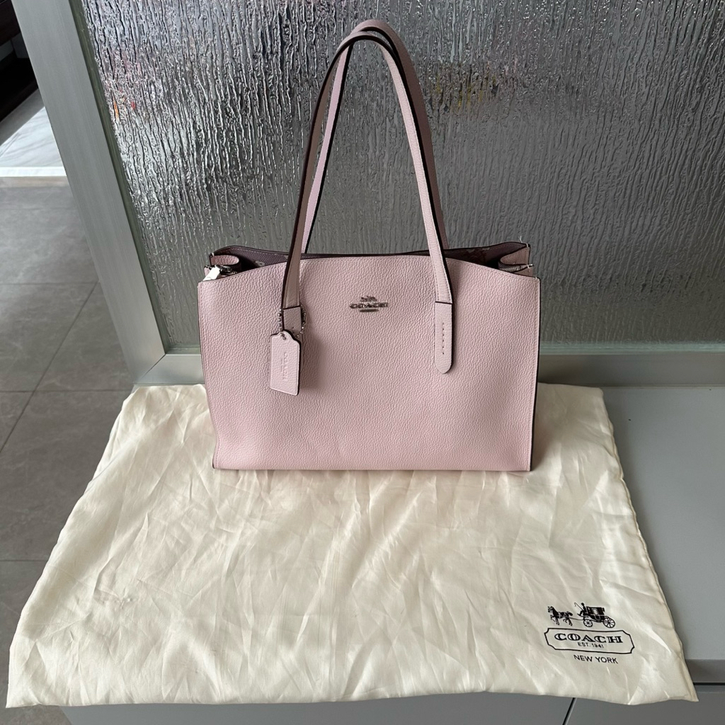 𝙋𝙍𝙀𝙇𝙊𝙑𝙀𝘿 Coach Light Pink Beechwood Leather Charlie Carryall Purse Tote Bag Authentic Branded