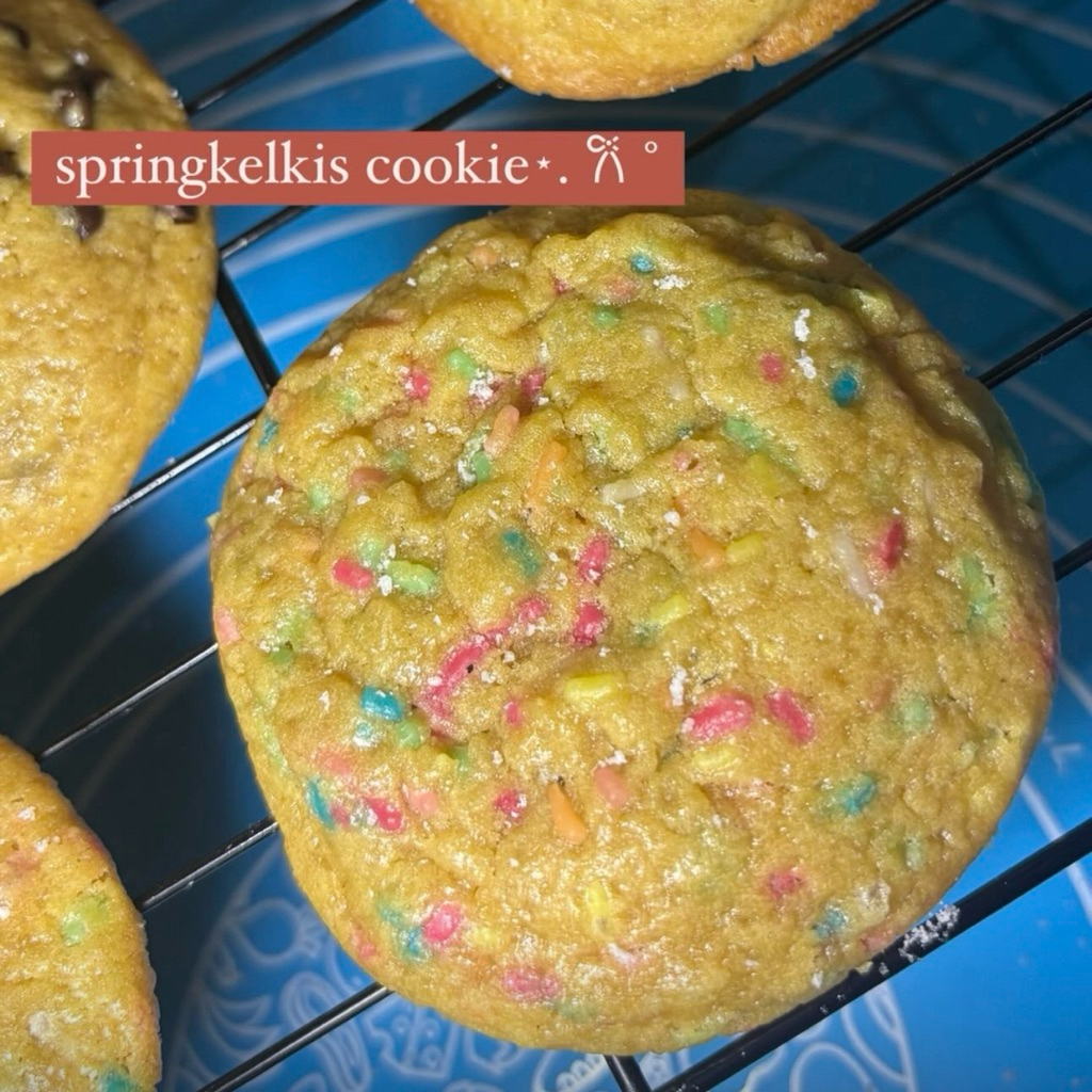 

SPRINGKLEKISS , RED VELVET COOKIES , DOUBLE CHOCOLATE , ORIGINAL COOKIES , LOTUS BISCOFF