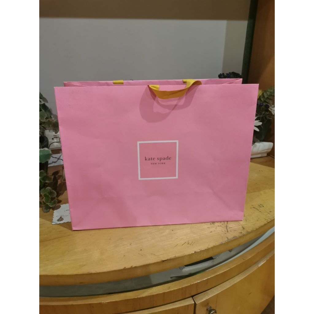 

Katespade Paperbag Original Store 35 x 25