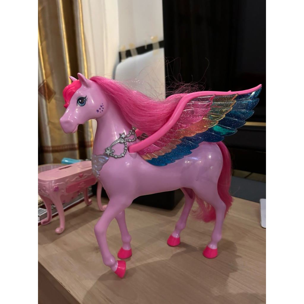 BONEKA BARBIE MAGIC KUDA PINK PEGASUS