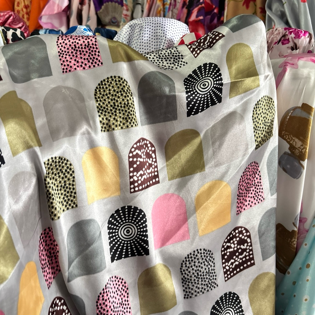 Kain Silk Motif Premium  Apx- kain satin silk premium - kain satin meteran - kain bahan silk motif b