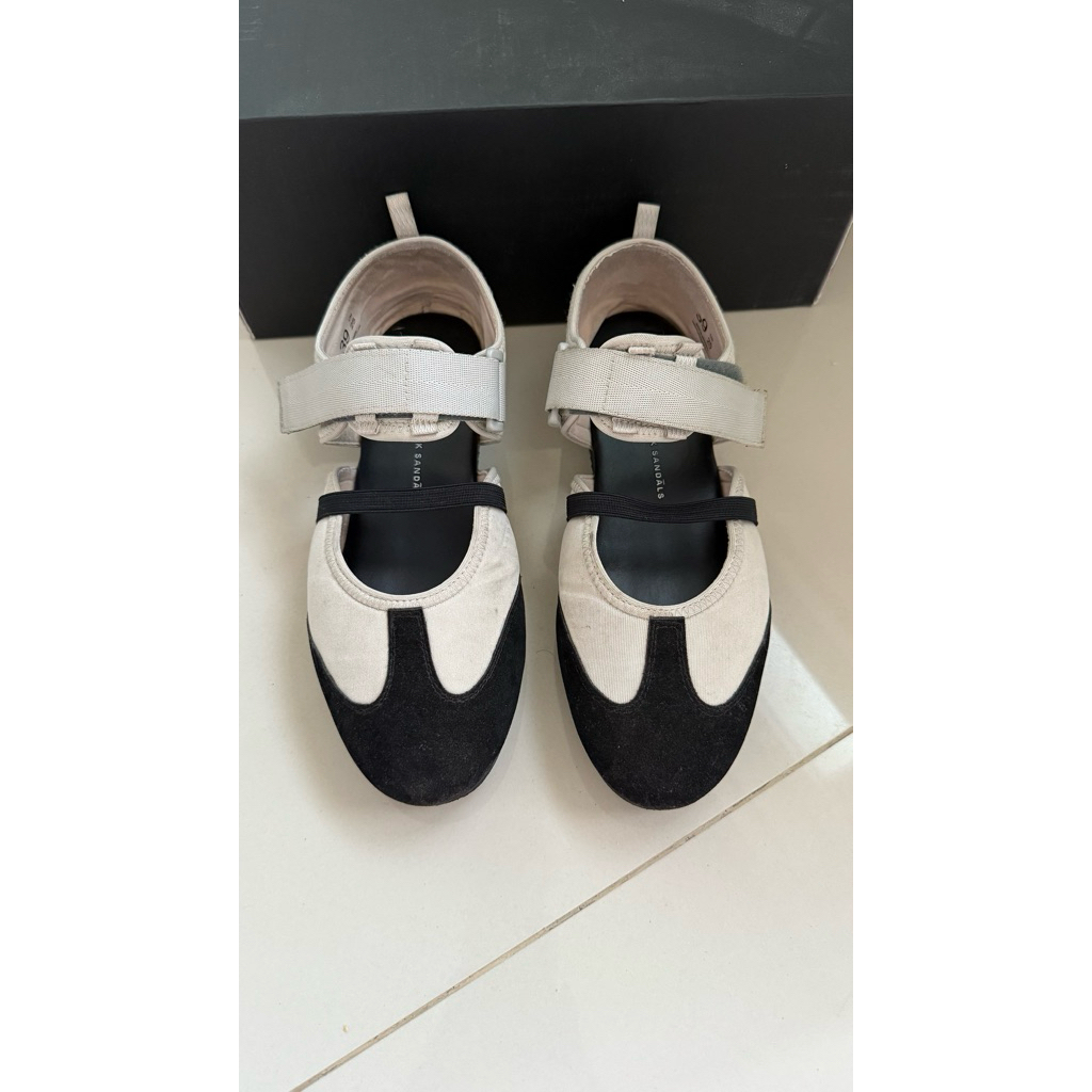 Preloved Twyla Sputnik Hijack x Ayla Dimitri