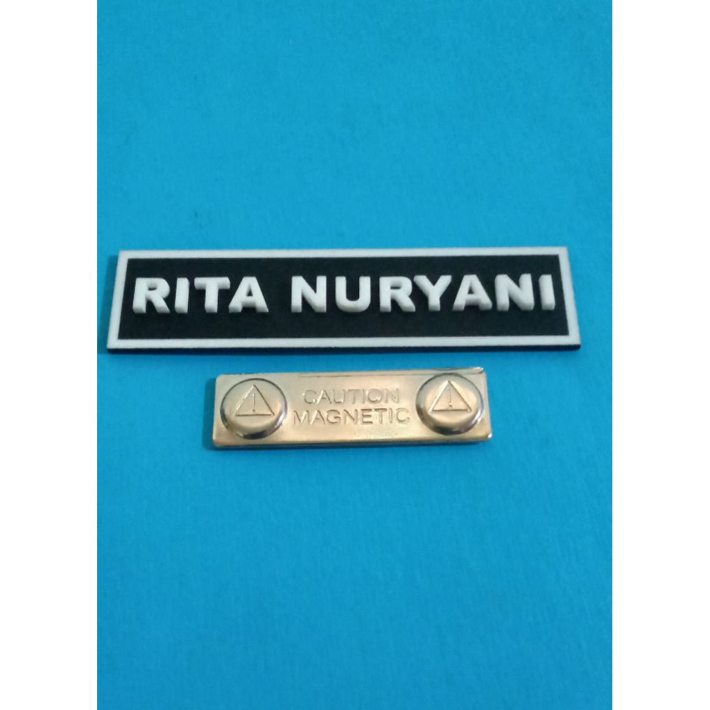 

nametag | papan nama timbul | papan nama lis putih | papan nama tanpa lis | papan nama custom