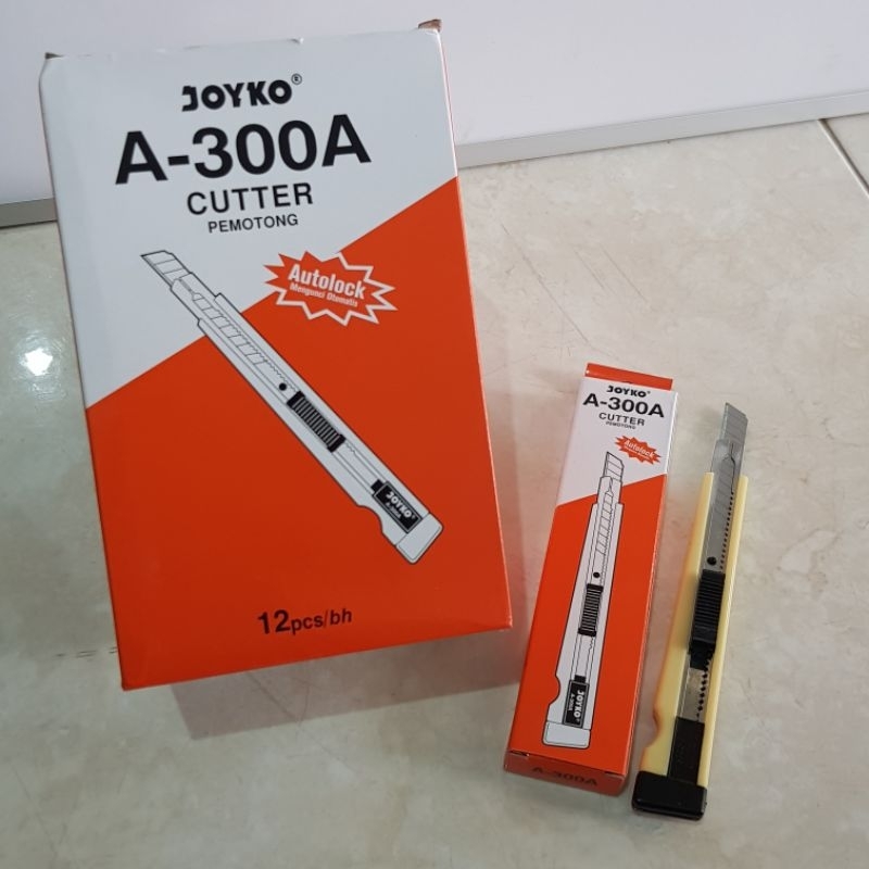 

Cutter kecil JOYKO A-300 AUTOLOCK / Kater