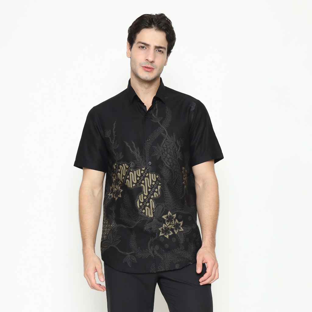 MAGINOT DAKSA Batik Pria Slim Fit Lengan Pendek