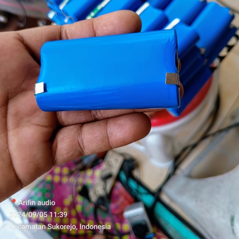 Arifin audio - Baterai Aerator 3.7V 5000Mah - Battery Pack Charger Lithium 2x18650