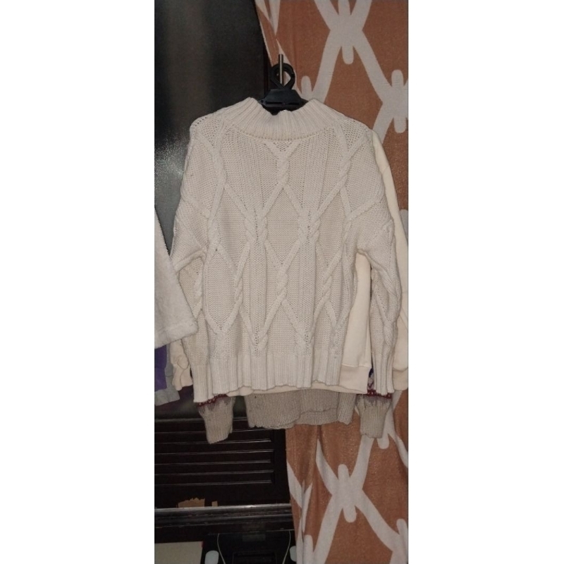 Turtleneck Sweater Dewasa Kerah Tinggi Cable Knit Oversize Wol - Broken White