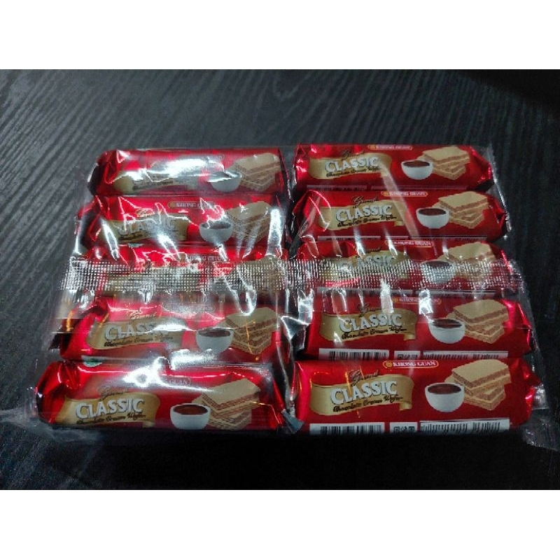 

CLASSIC KHONGGUAN WAFER renceng isi 10pcs 18gr/coklat wafer