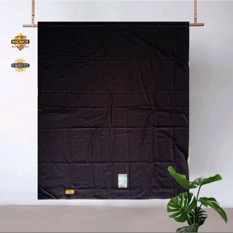 Sarung WADIMOR Hitam Polos | Sarung Wadimor Putih Polos|Sarung Santri Polos|Sarung Pria