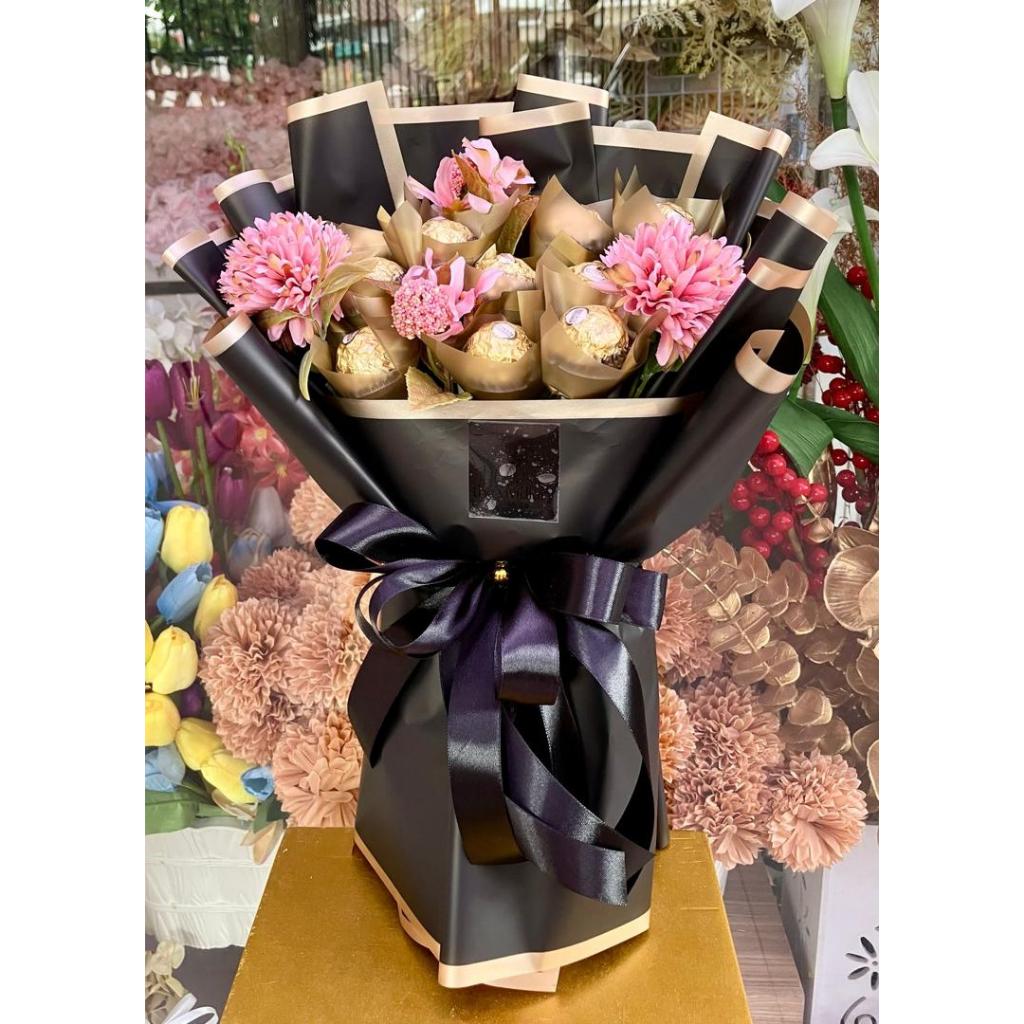 

Ferrero rocher Silverqueen 28gr Cadburry 30gr eceran satuan cokelat