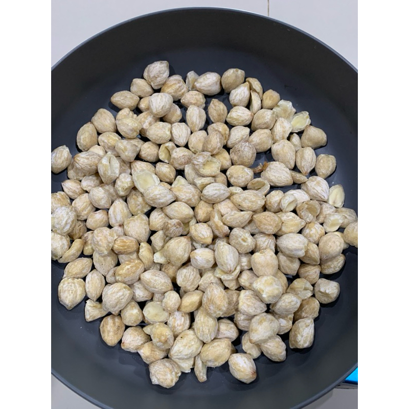 

Kemiri bulat utuh premium