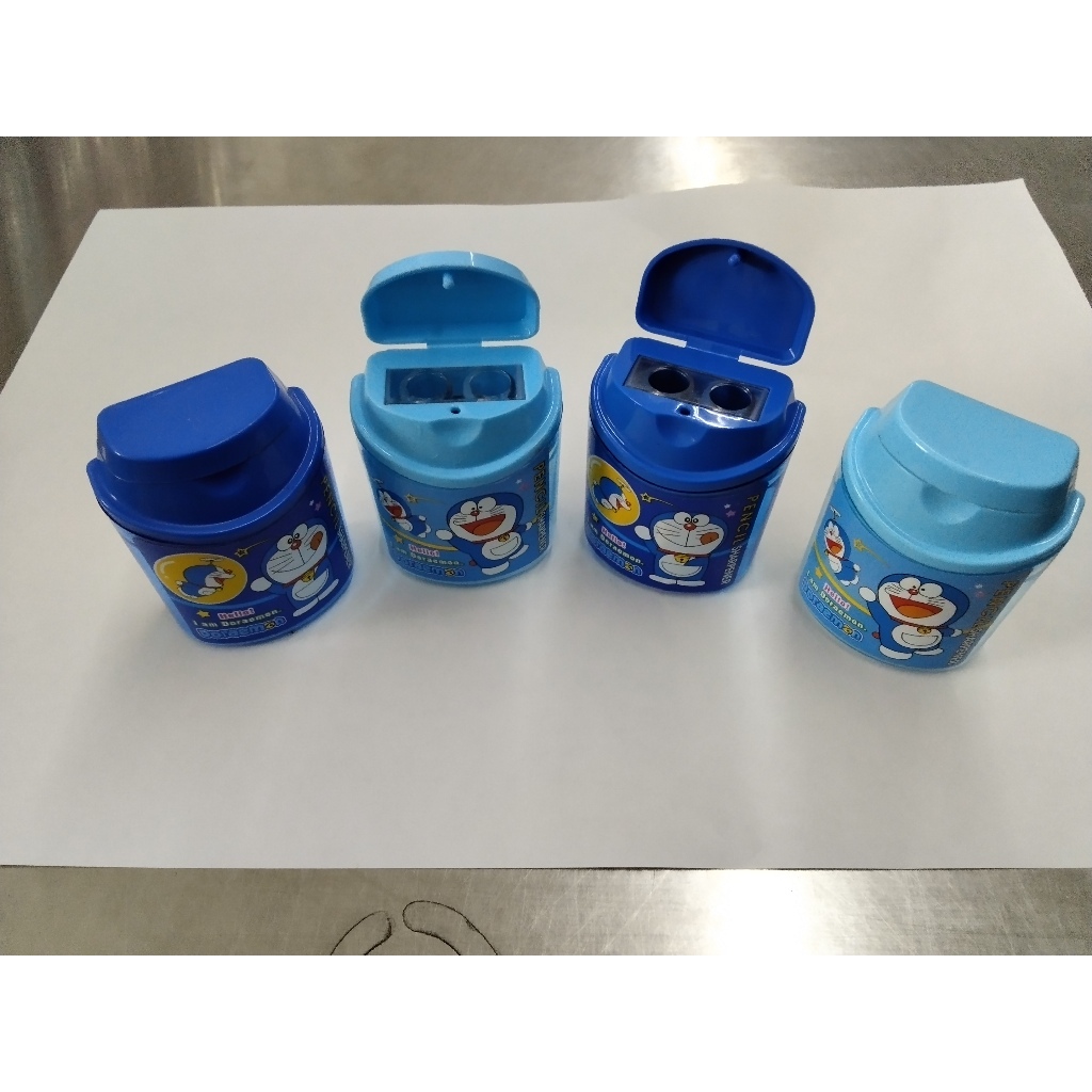 

Rautan pensil doraemon 2lubang