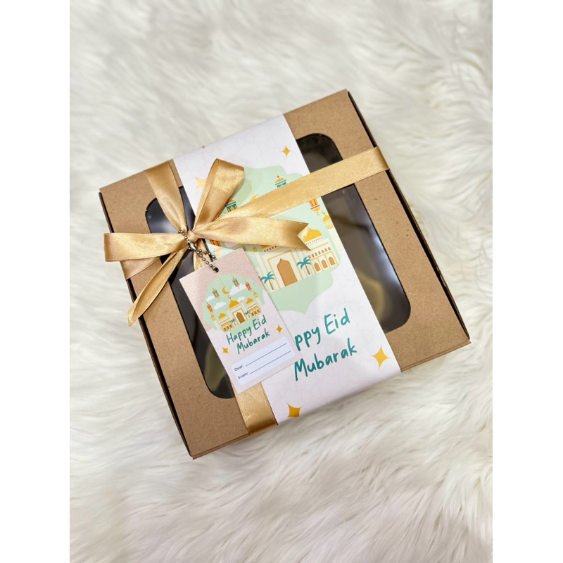 

FUDGY BROWNIES HAMPERS LEBARAN (HARGA SUDAH TERMASUK BROWNIES)