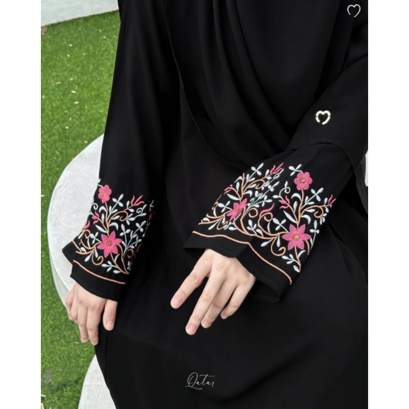 Abaya set Doha & Qatar by Mahira