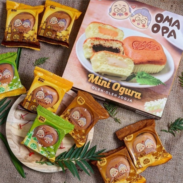 

Cake Mini Ogura Oma Opa Jogja isi 9 pcs