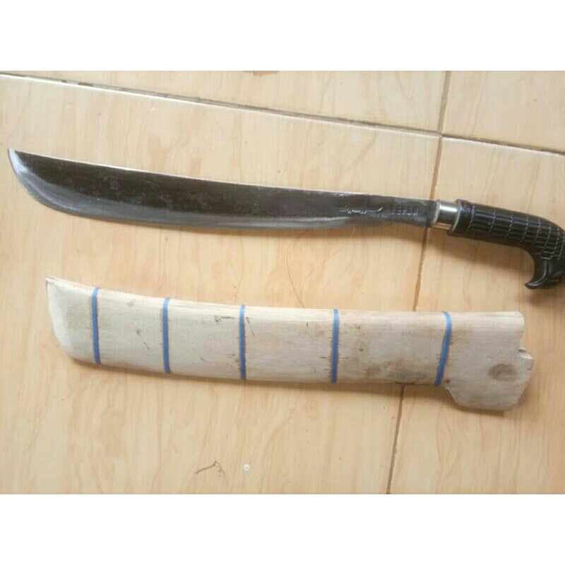 pisau baja per sarung kayu besi baja per siao ompakai kulitas sepu