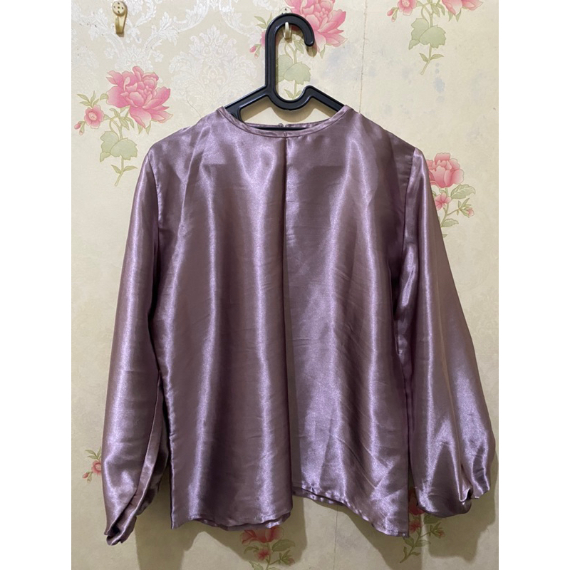 preloved blouse satin