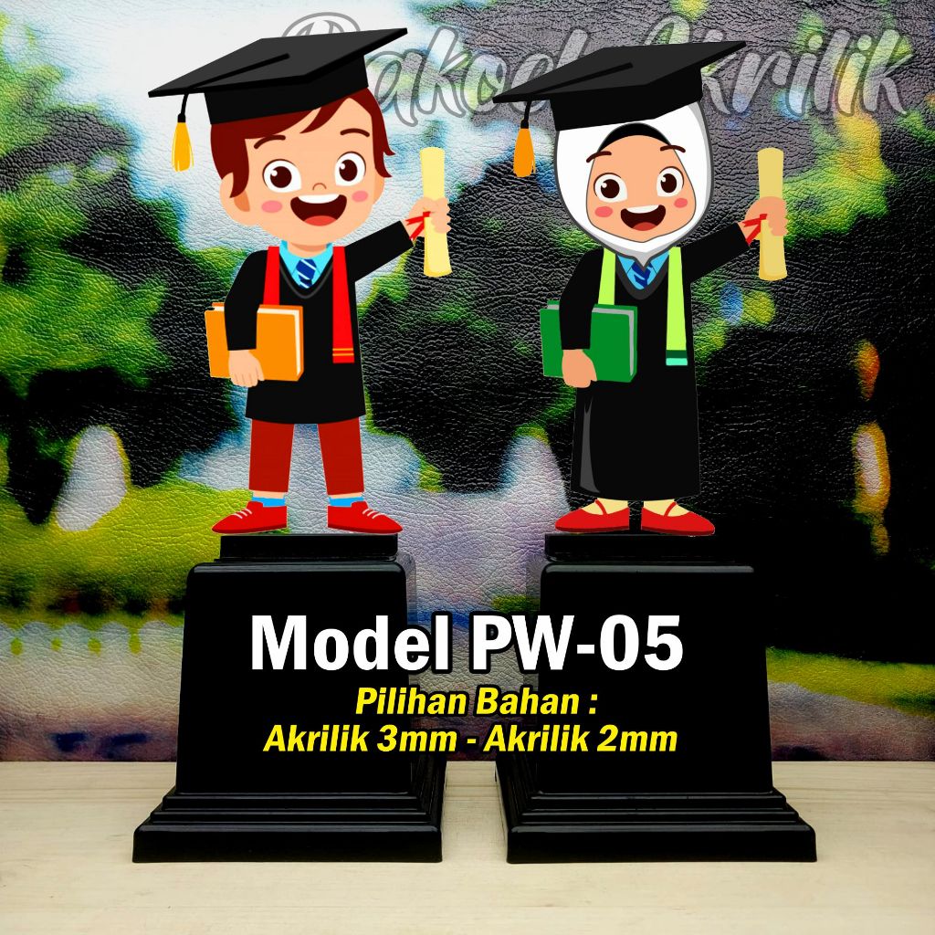 plakat souvenir wisuda anak tk akrilik dan kayu model PW05