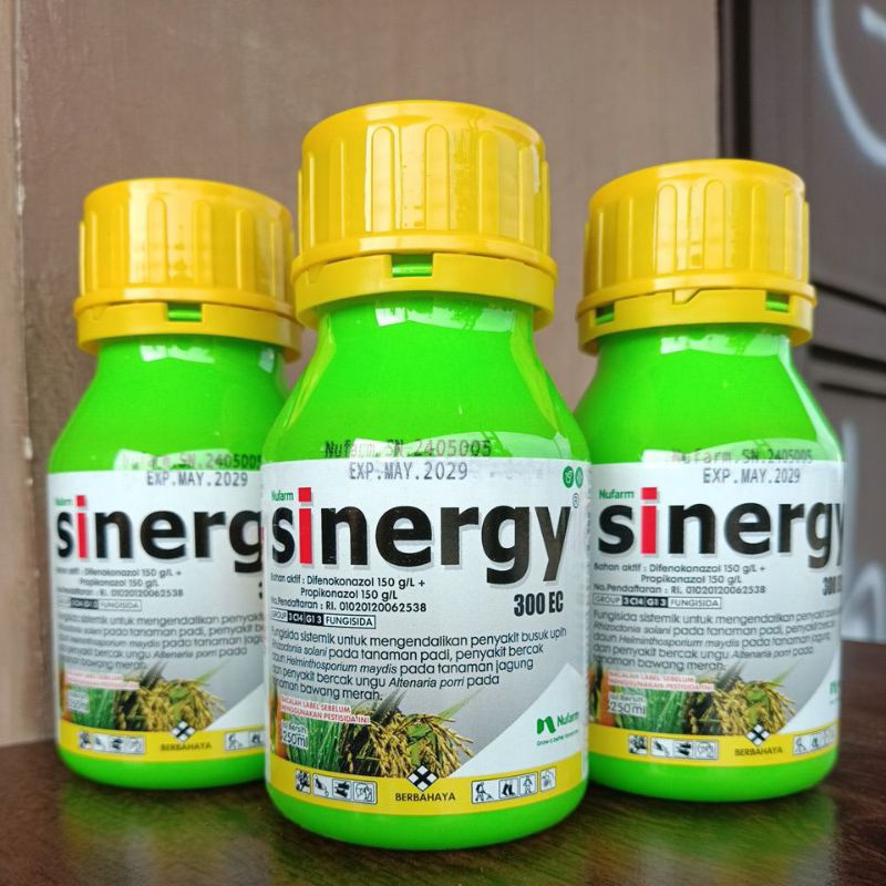 Fungisida Sinergy 300 EC (250 ml)