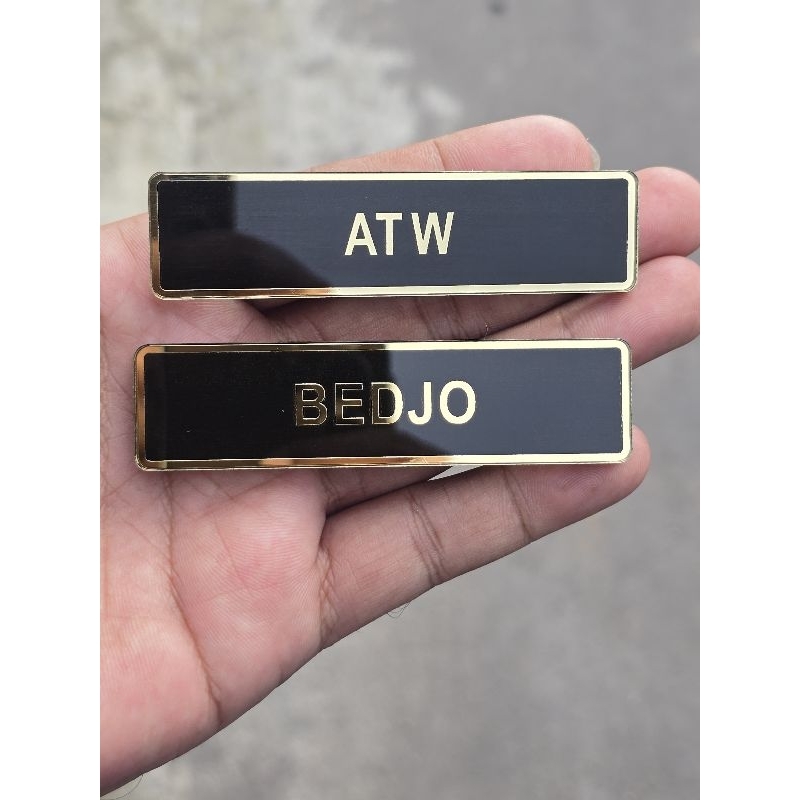 

Name tag gold / nama dada gold premium