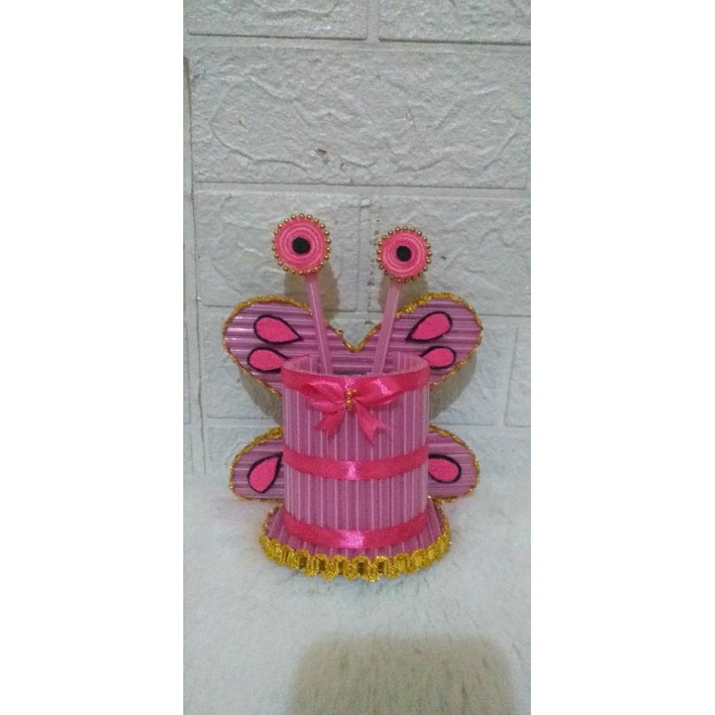 

tempat pencil karakter | kerajinan dr sedotan