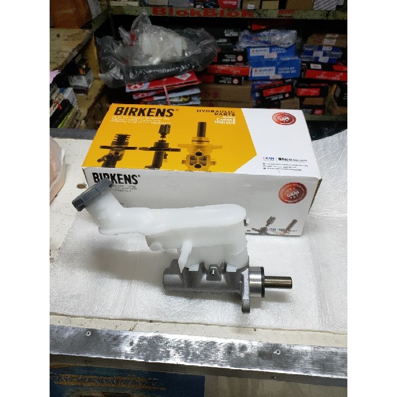 master rem atas  brake master suzuki swift splash