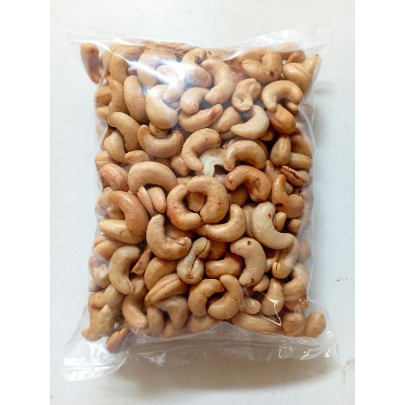 

Kacang Mede matang 500gr Mete wonogiri