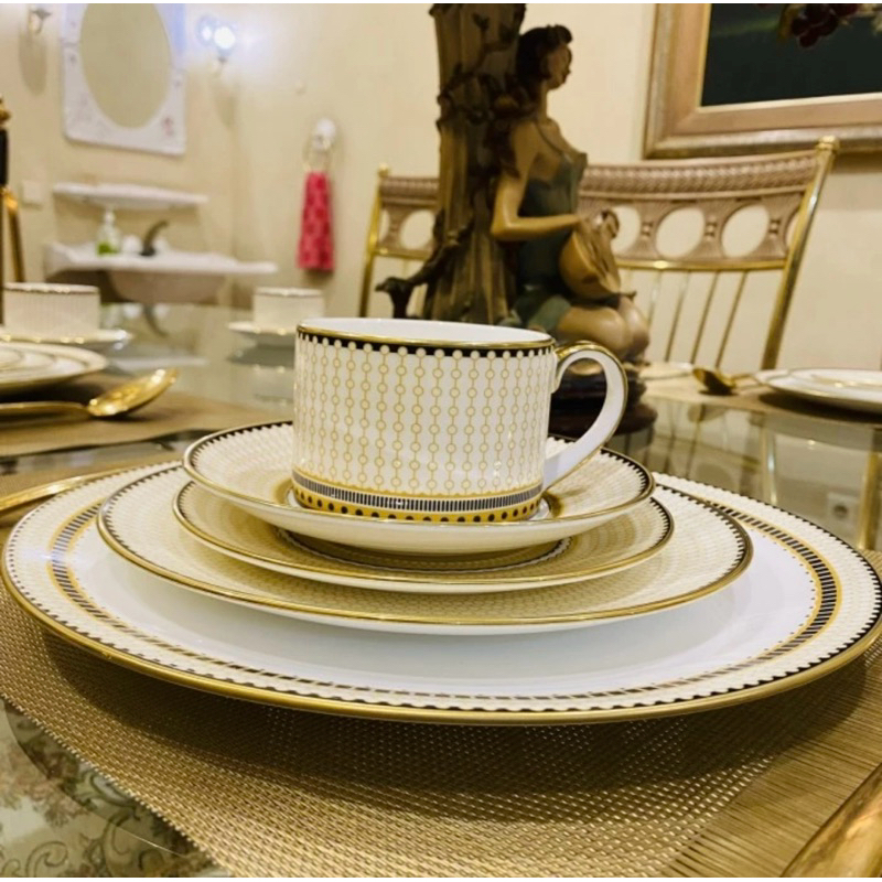 Dinner Set Royal Crown Derby England Oscillate Ochre Mewah Cantik