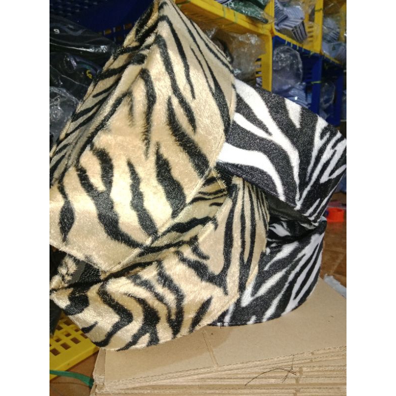 peci kopyah songkok ekslusif bludru motif bulu macan Ac Al huda tinggi 8.5 cm