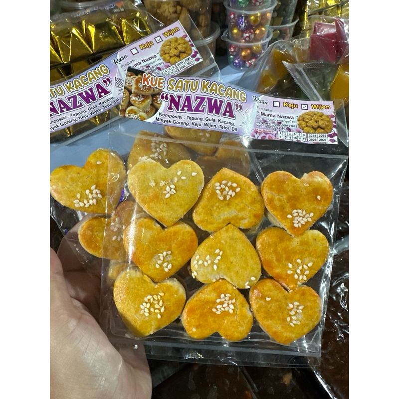 

kue kacang amor isi 18