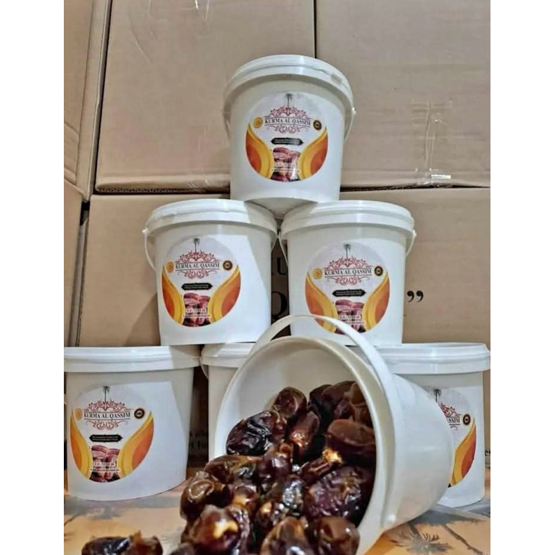 

Kurma Kemasan Ember Al Qassim