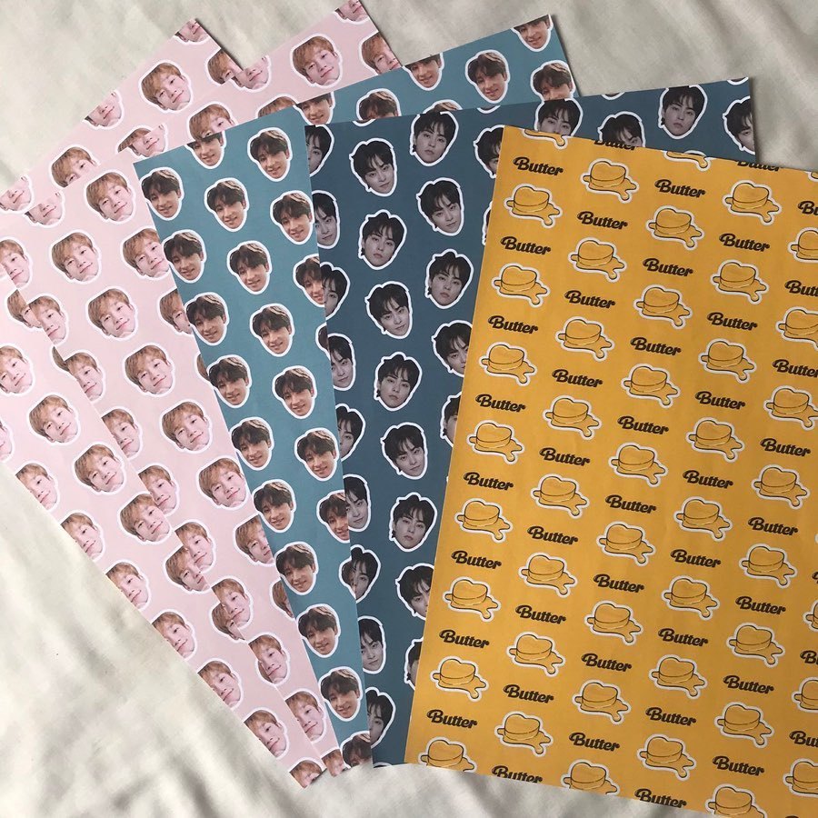 

Kertas Kado aesthetic / KERTAS KADO CUSTOM / KERTAS KADO CUSTOM termurah kertas kado ukuran A3+