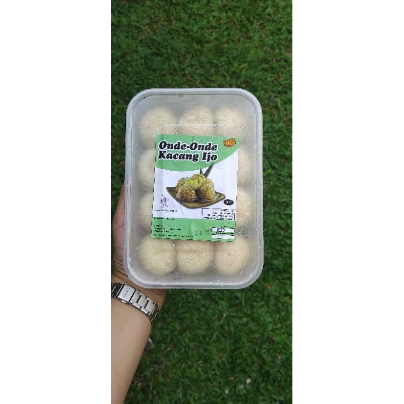 

onde-onde kacang hijau frozen food isi 12