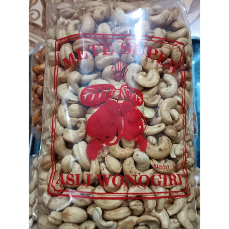 

kacang mede asli wonogiri goreng bawang 1 kg