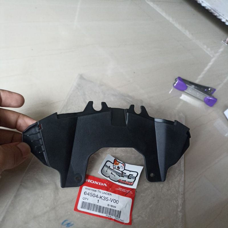Cover Headlights under dek bawah pcx cbu 150 cover dek bawah lampu depan pcx cbu k35 original 64504-