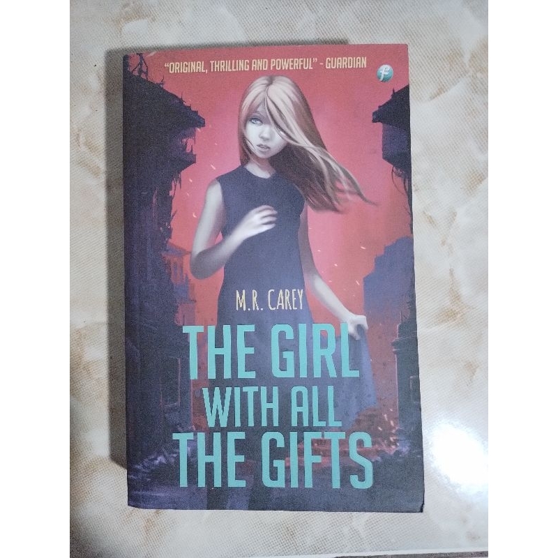 Preloved Buku The Girl With All The Gifts