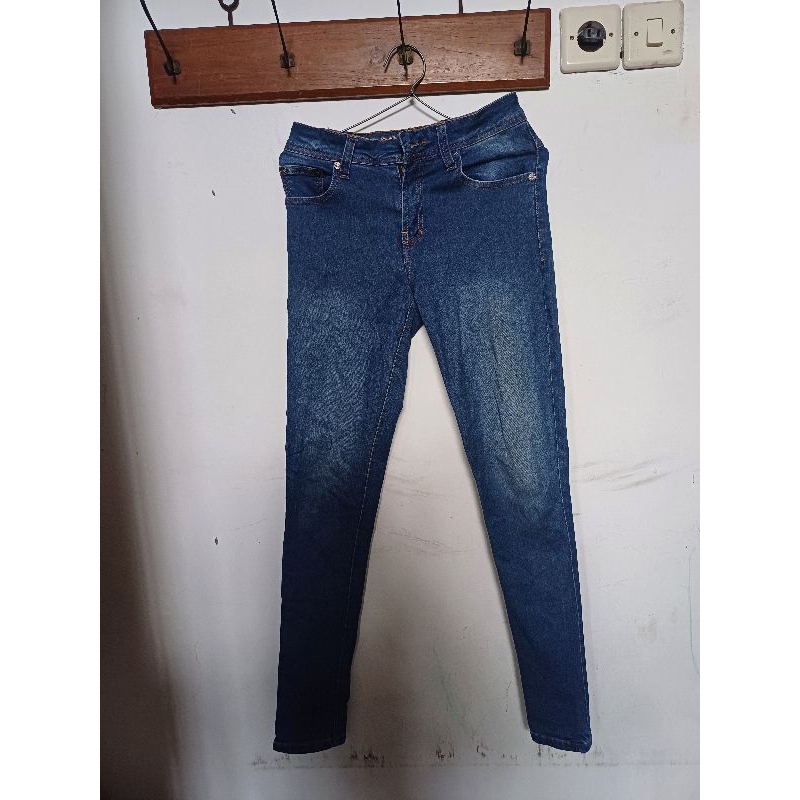 celana panjang bronco biru jeans wanita second