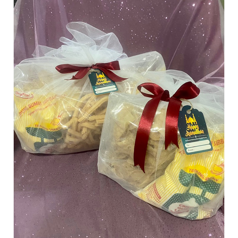 

hampers by tepung umay | hampers ramadhan hampers idul fitri | hamper Lebaran cantik
