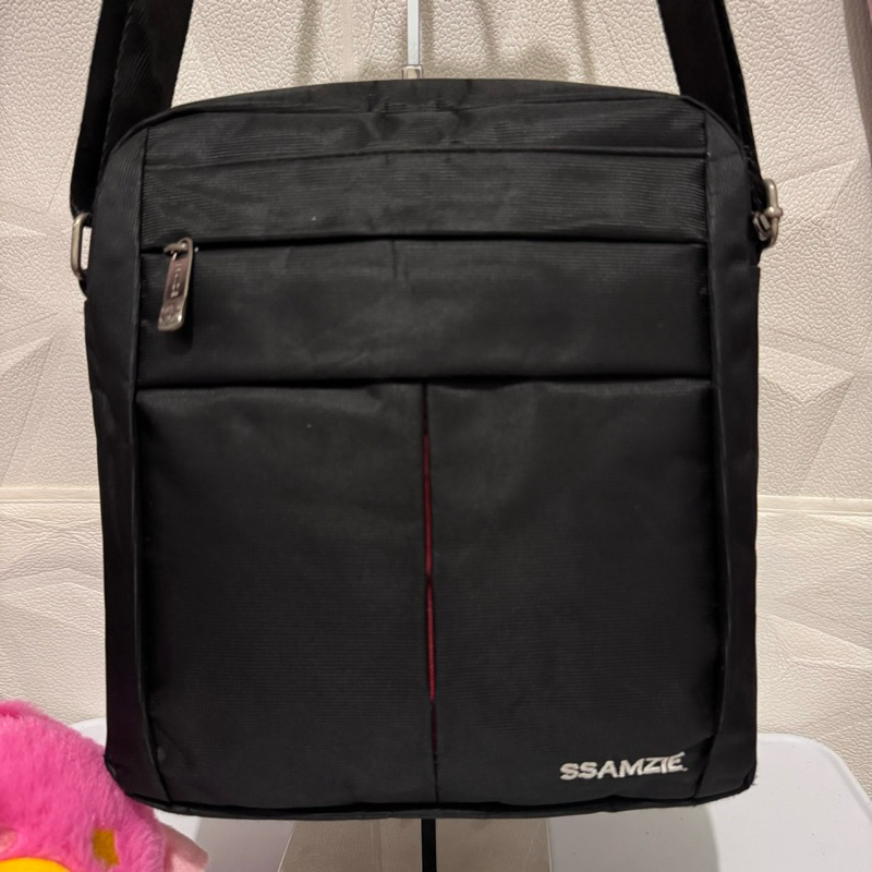tas sling bag pria ssamzie. tas selempang pria preloved