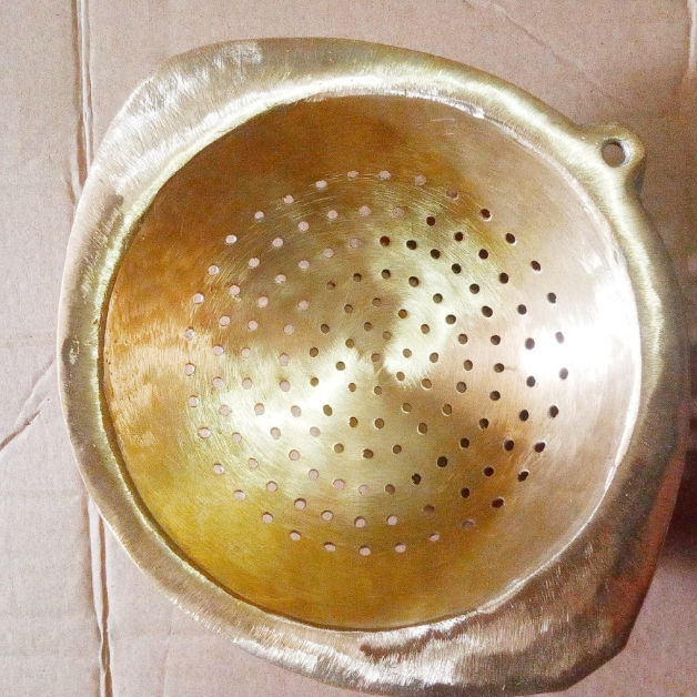 Pirikan Ikan dari bahan Kuningan